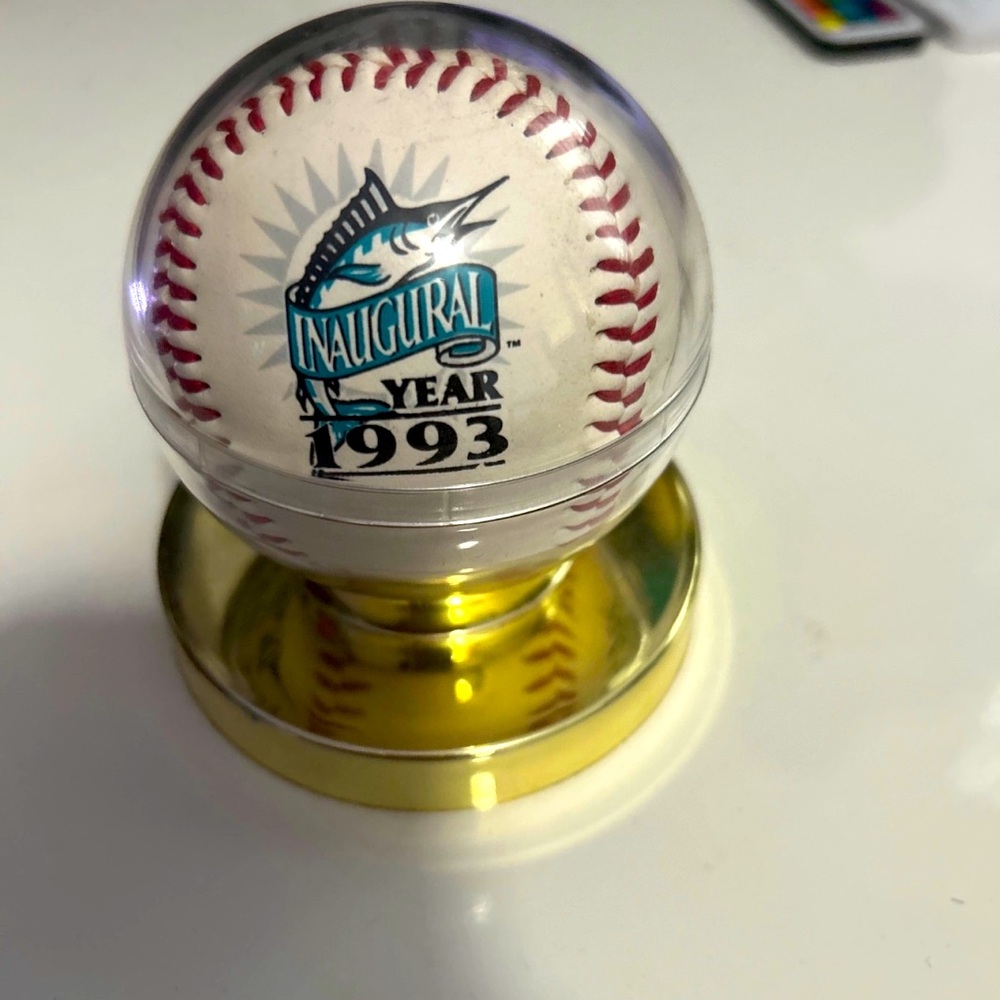1993 first year Florida marlins baseball signed by the team perfect condition